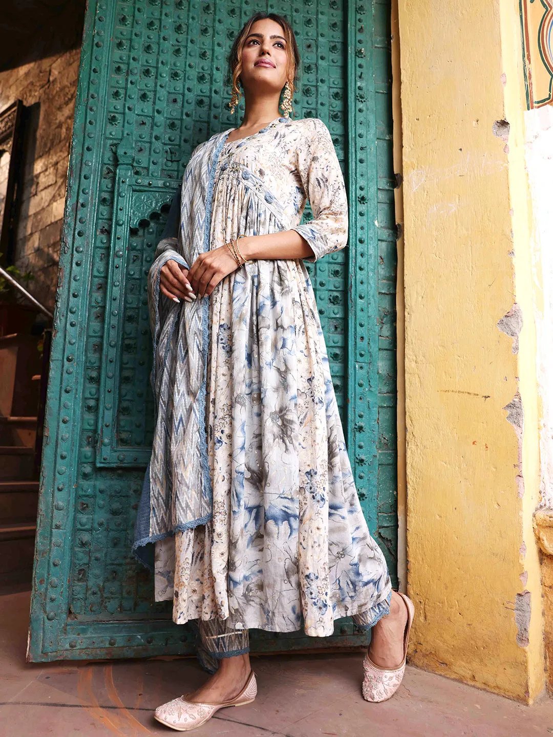 Floral Printed Resham & Cutdana Embroidered Gathered Mul-Cotton Kurta with Pants & Dupatta - Light Grey
